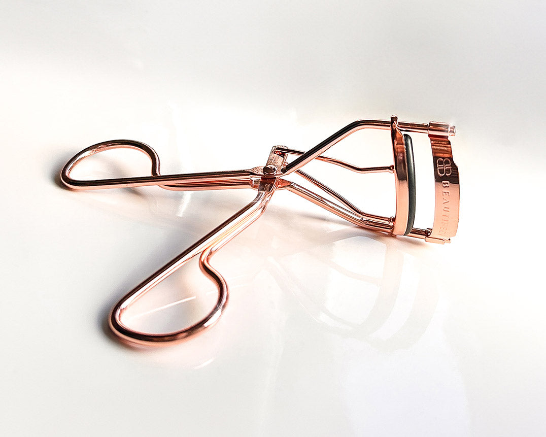 The EyeLash Curler